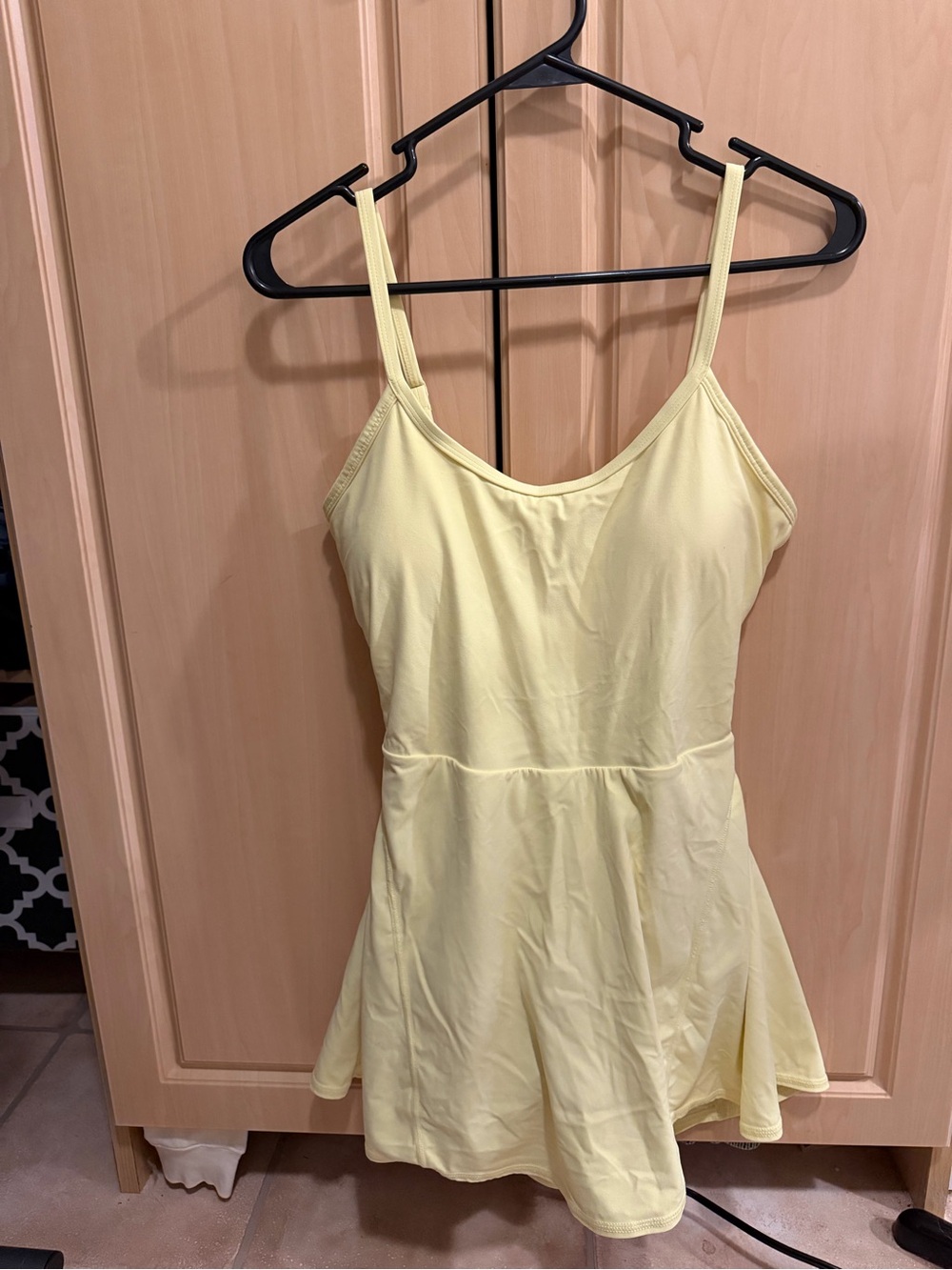 Women's Open Back Active Dress 💛